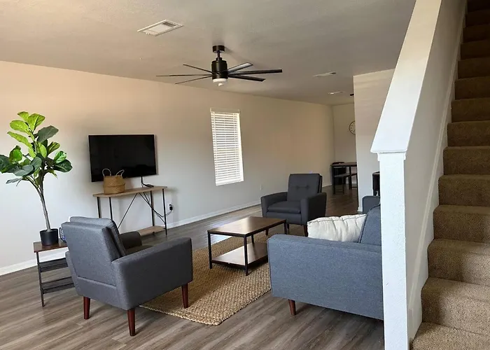 3br Townhouse/fort Cavazos/corporate/travel Nurse Holiday home *