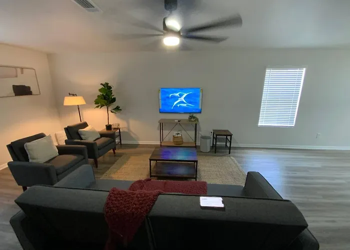 3br Townhouse/fort Cavazos/corporate/travel Nurse Holiday home